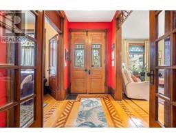351 Wellington STREET West - 10