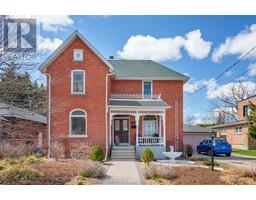 351 Wellington STREET West - 2