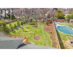 351 Wellington STREET West - 6