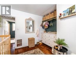 118 Burton AVENUE - 15