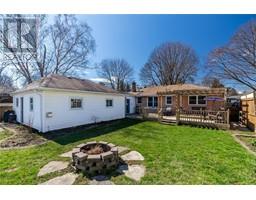 118 Burton AVENUE - 32