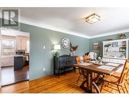 118 Burton AVENUE - 6