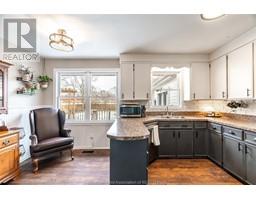 118 Burton AVENUE - 9