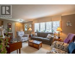19 Dove PLACE - 9