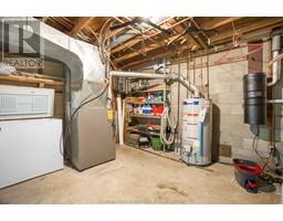 246 Tweedsmuir AVENUE West - 34