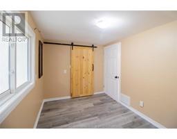 23 Siskind COURT - 16