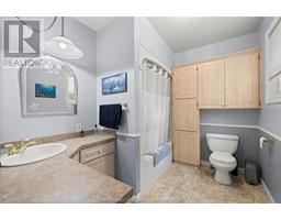 550 KING STREET West - 17