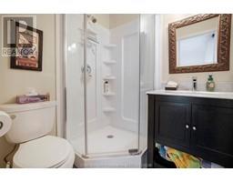 11 Crocus COURT - 12