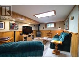 317 Oak STREET East - 32
