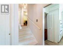 71 ARDLEIGH DRIVE - 17