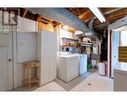 71 ARDLEIGH DRIVE - 37