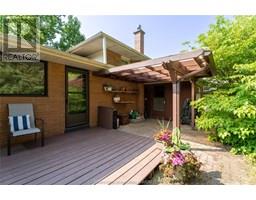 71 ARDLEIGH DRIVE - 39