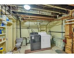 304 Queen STREET - 27