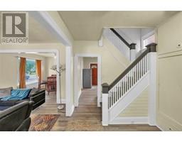 304 Queen STREET - 3