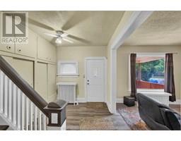 304 Queen STREET - 4