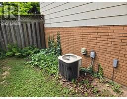 54 Finch AVENUE - 5