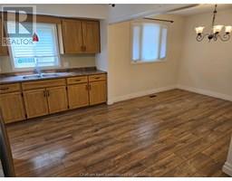 54 Finch AVENUE - 9