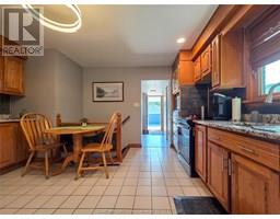 164 LLYDICAN AVENUE - 22