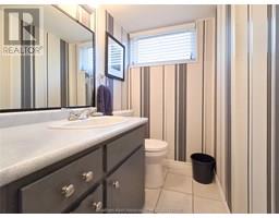 164 LLYDICAN AVENUE - 36