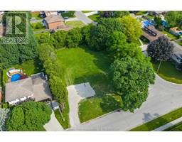 168 Tecumseh ROAD - 1