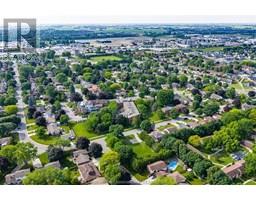 168 Tecumseh ROAD - 9