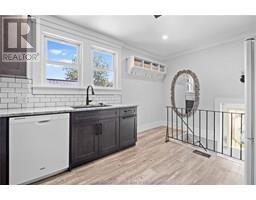 330 Talbot STREET West - 11