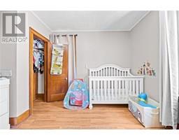 330 Talbot STREET West - 17