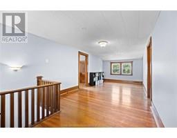 330 Talbot STREET West - 23