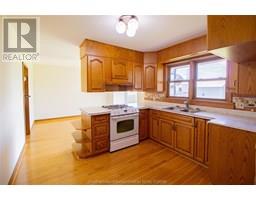 22142 CHARING CROSS ROAD - 20