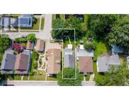 206 Adelaide STREET South - 36