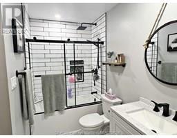 98 LEMUEL STREET - 16