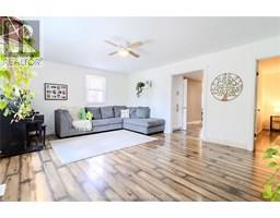139 Davies STREET East - 25