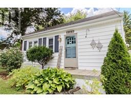 139 Davies STREET East - 4