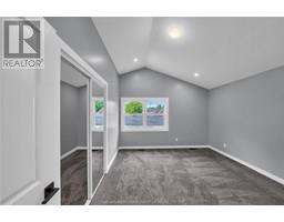 30 MCNAUGHTON AVENUE East - 37
