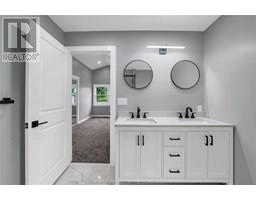 30 MCNAUGHTON AVENUE East - 41