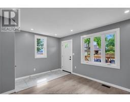 30 MCNAUGHTON AVENUE East - 8