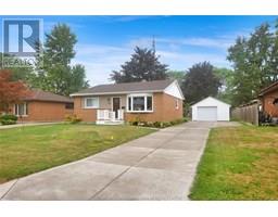 108 Semenyn AVENUE - 1