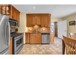 108 Semenyn AVENUE - 15