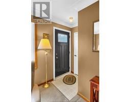 108 Semenyn AVENUE - 9