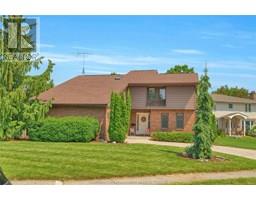 8 MOHAWK COURT - 1