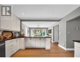 8 MOHAWK COURT - 17