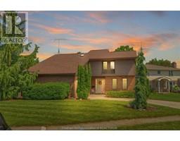 8 MOHAWK COURT - 2