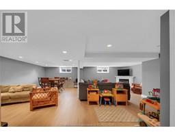 8 MOHAWK COURT - 39