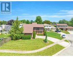 8 MOHAWK COURT - 46