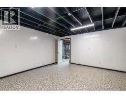 208 Trerice STREET East - 42