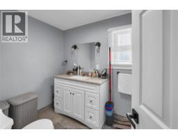217 SELKIRK STREET - 10