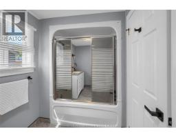 217 SELKIRK STREET - 11