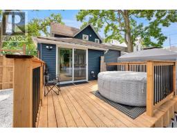 217 SELKIRK STREET - 25