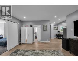 217 SELKIRK STREET - 7