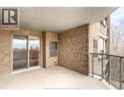 10 Van Allen AVENUE UnitNo. 604 - 24